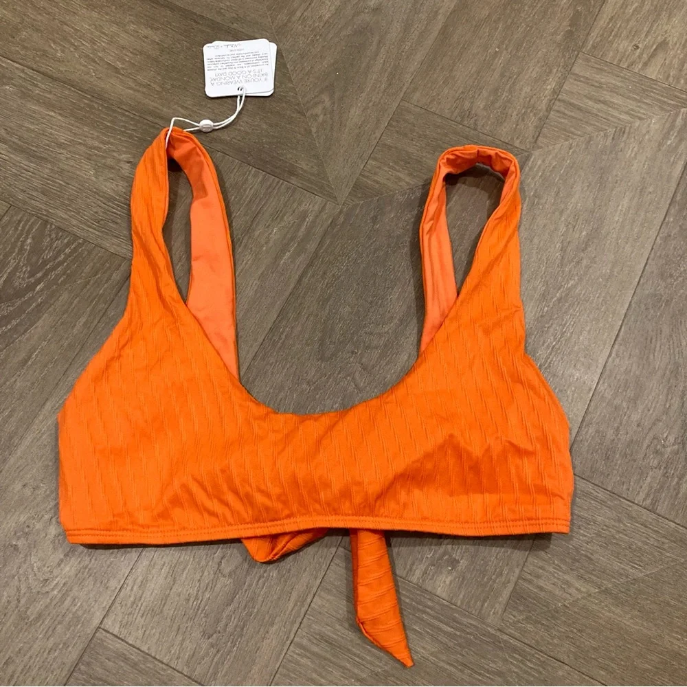NWT Monday Swimwear Cabo San Lucus Top in Persimmon Jacquard